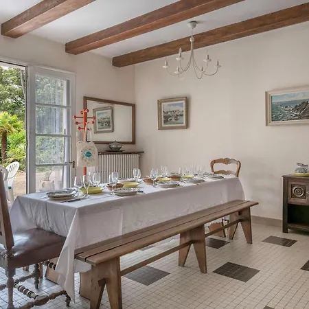 Maison Familiale Dans Les Pins A 300 M De La Дом отдыха